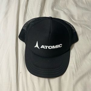 Atomic skis hat